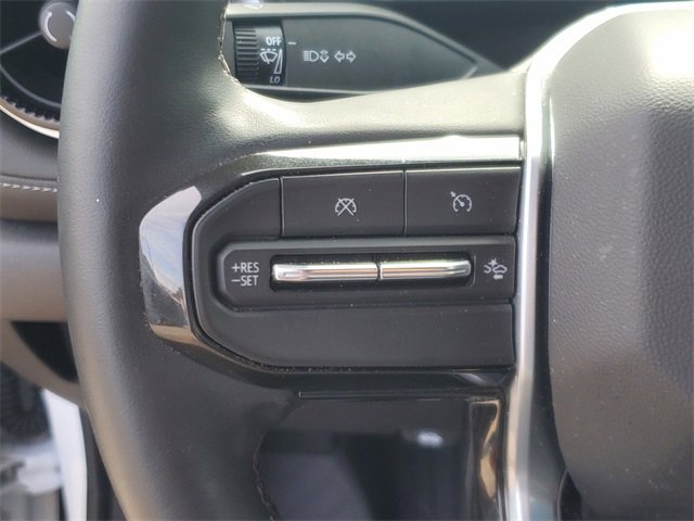 Used 2024 Chevrolet Colorado LT w/ LT Convenience Package III image 23