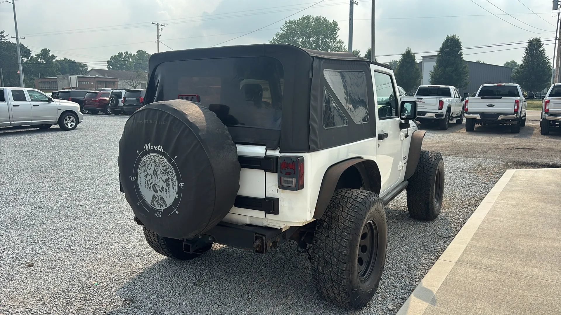 Used 2012 Jeep Wrangler Sport w/ Connectivity Group AWD/4WD image 6