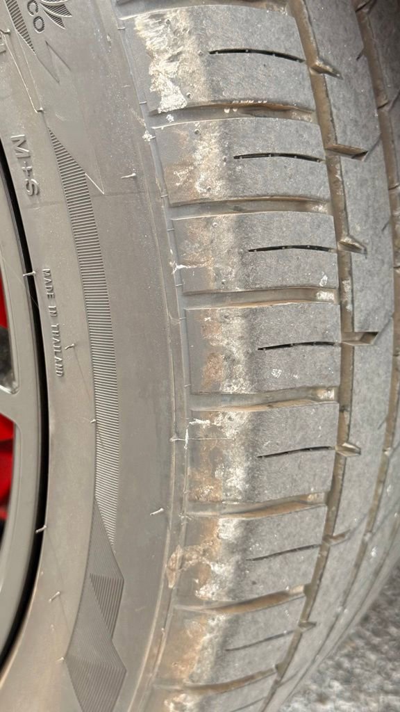 Used 2010 Dodge Challenger SRT8 RWD image 34