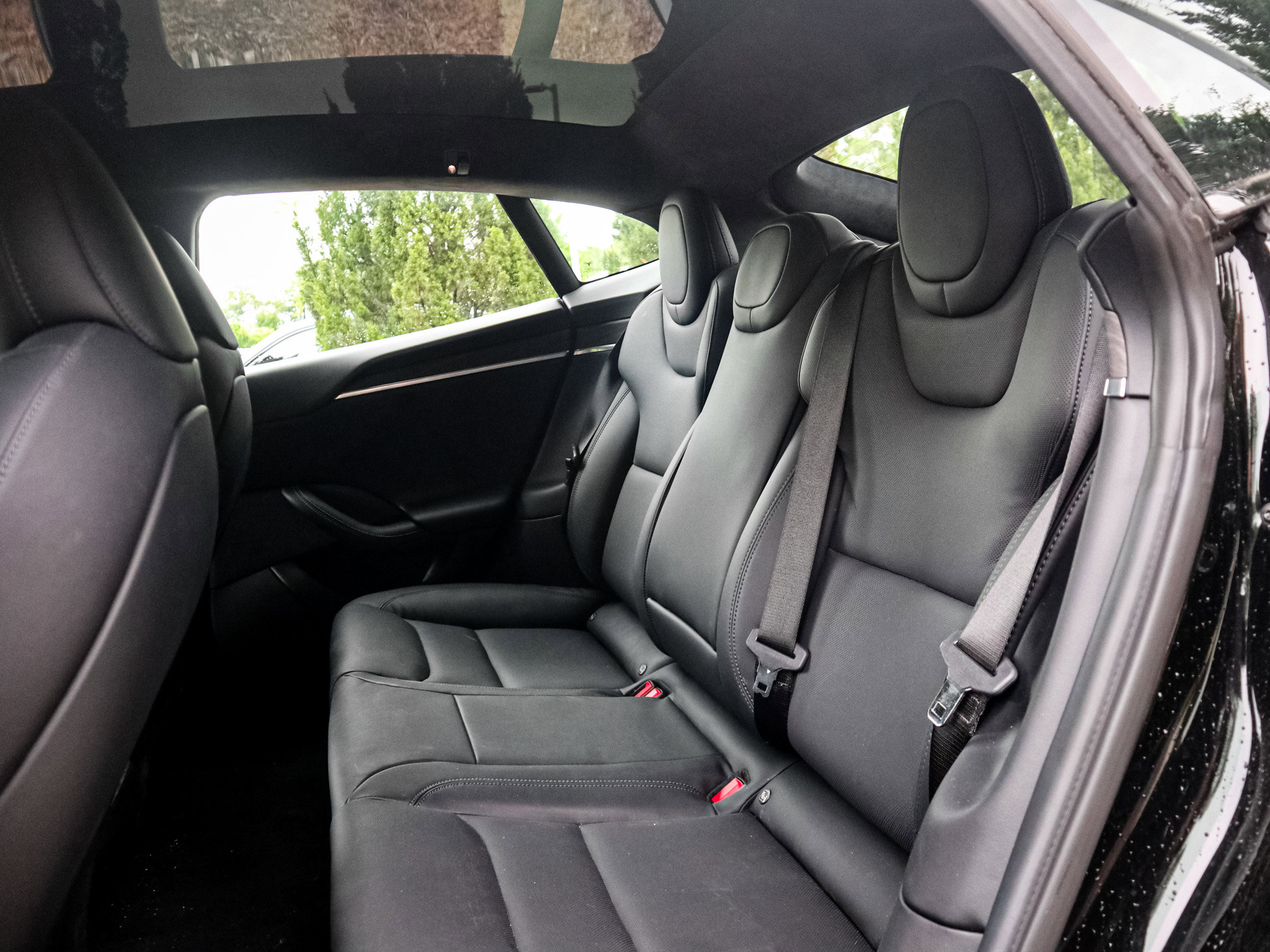 Used 2022 Tesla Model S AWD/4WD image 8