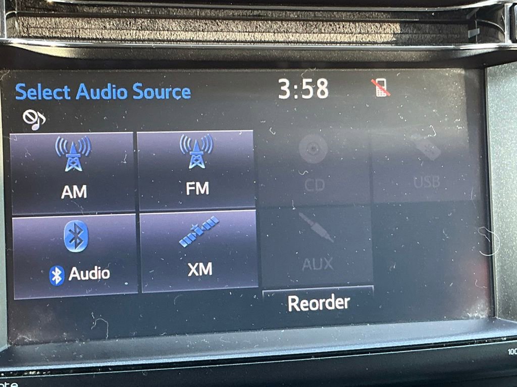Used 2018 Toyota RAV4 XLE AWD/4WD image 28