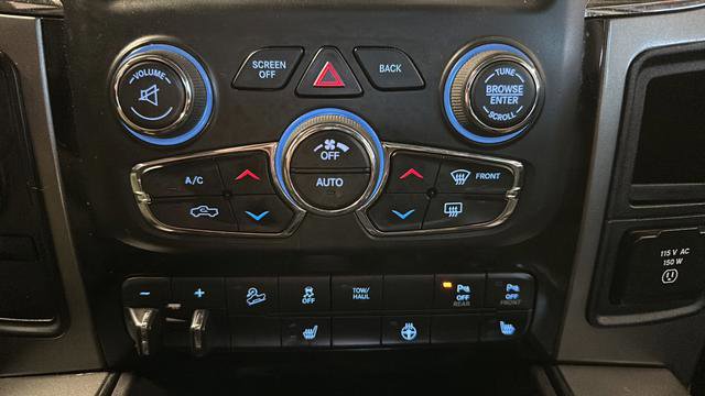 Used 2018 RAM 2500 Big Horn w/ Sport Appearance Group AWD/4WD image 15