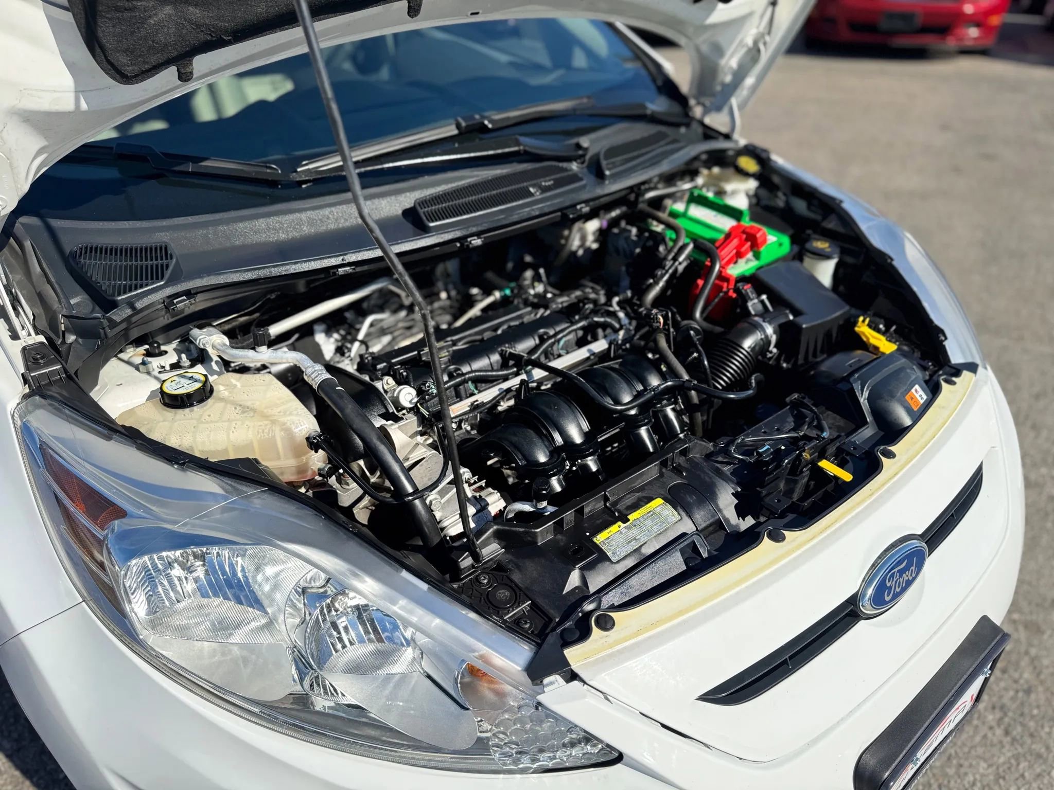 Used 2012 Ford Fiesta SE image 29