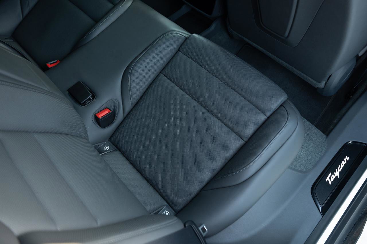 Used 2022 Porsche Taycan Turbo S image 79