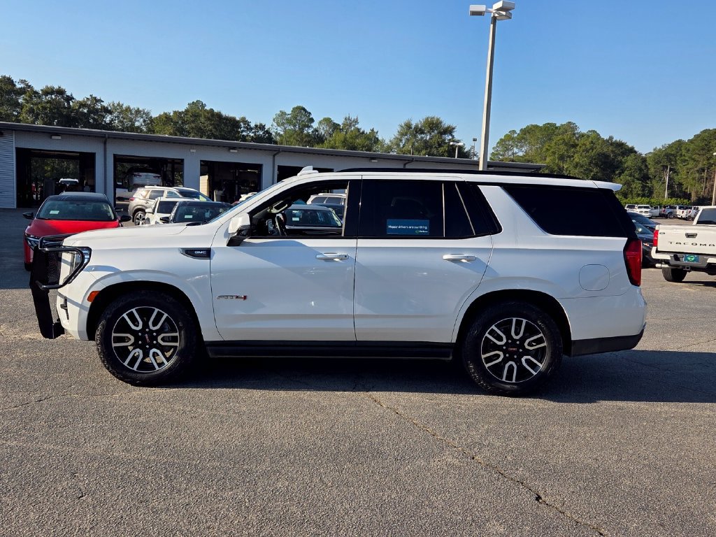 Certified 2023 GMC Yukon AT4 w/ AT4 Premium Plus Package AWD/4WD image 2