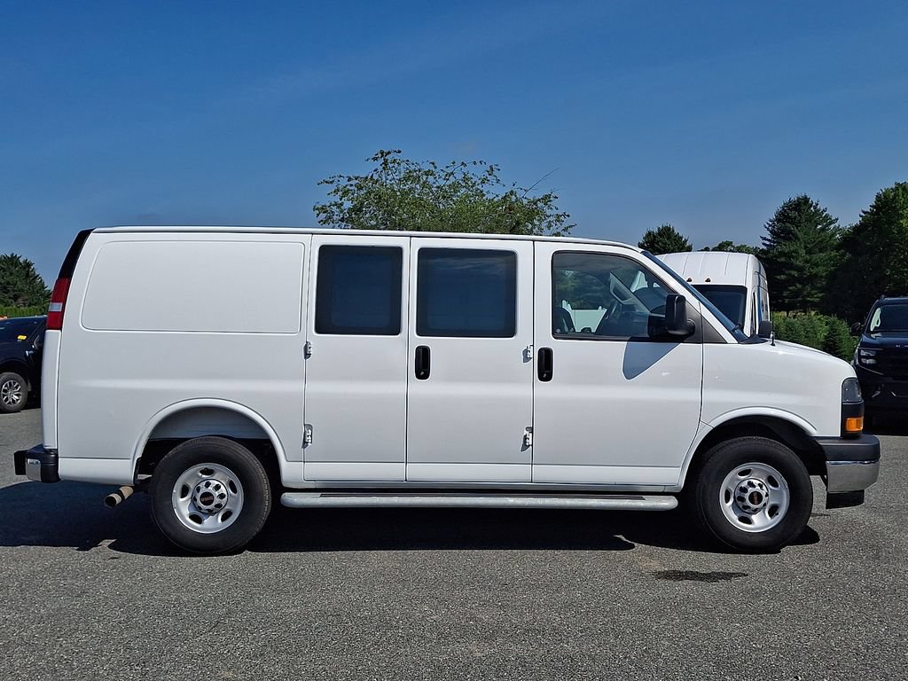 Used 2025 GMC Savana 2500 w/ Driver Convenience Package RWD image 7