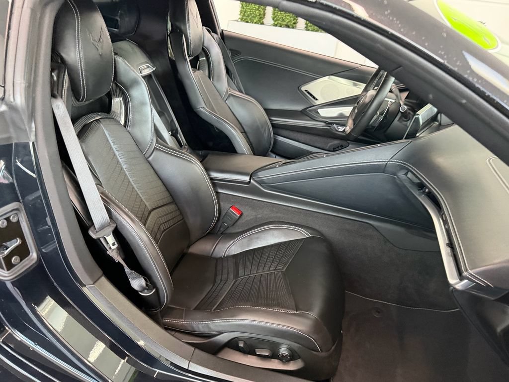 Used 2024 Chevrolet Corvette Z06 RWD image 15