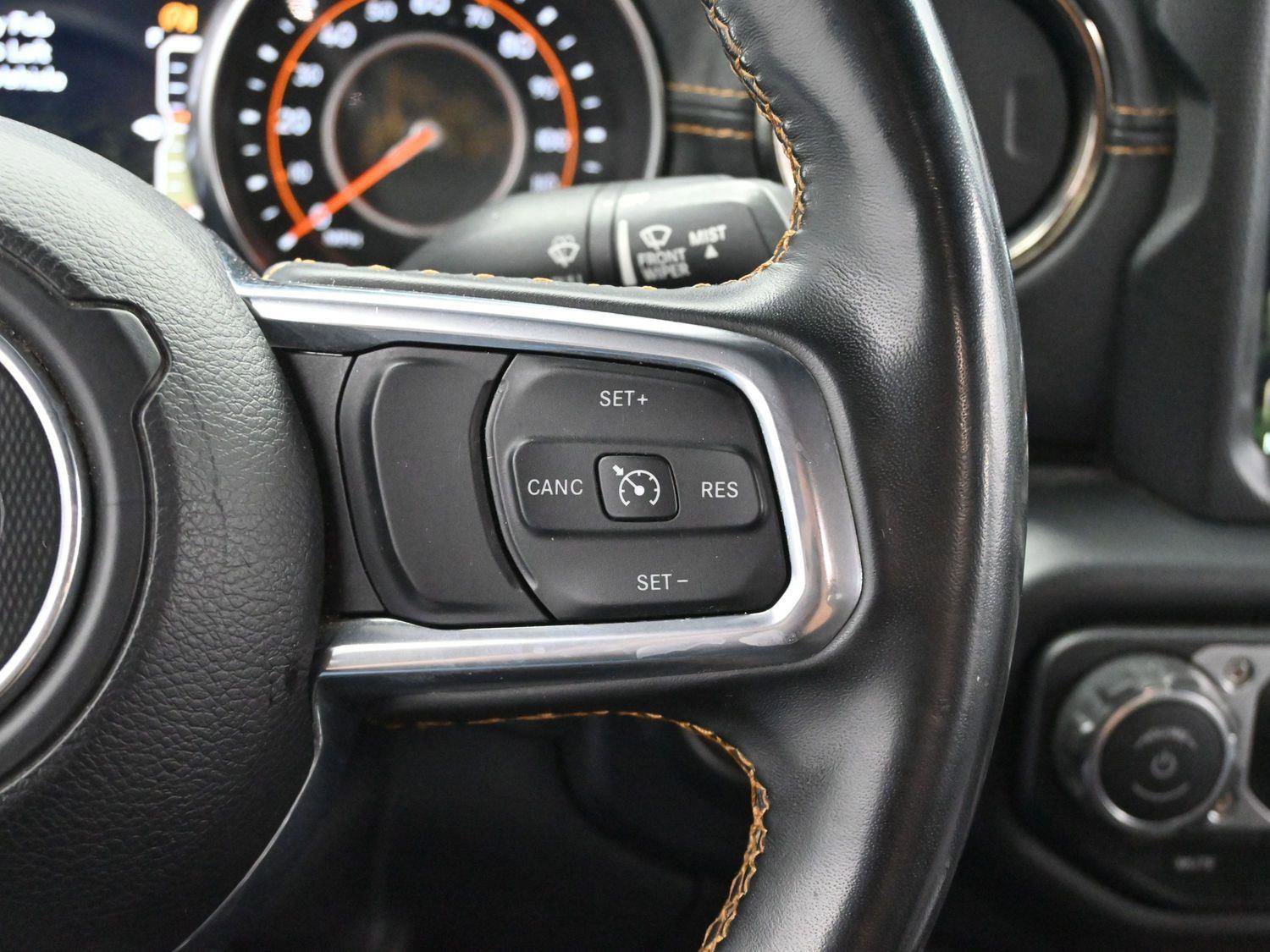 Used 2021 Jeep Gladiator Overland image 16