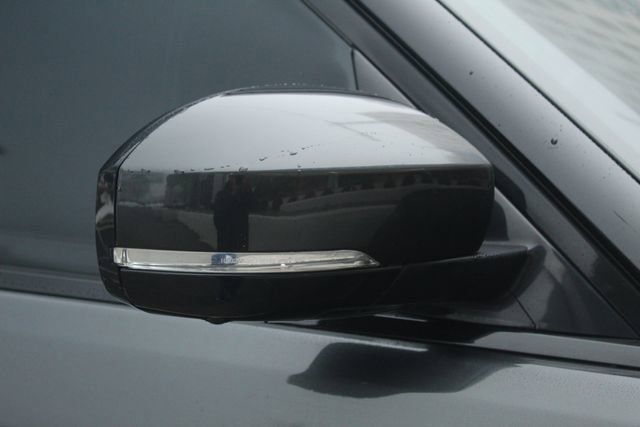 Used 2021 Land Rover Range Rover Autobiography Fifty Edition image 14