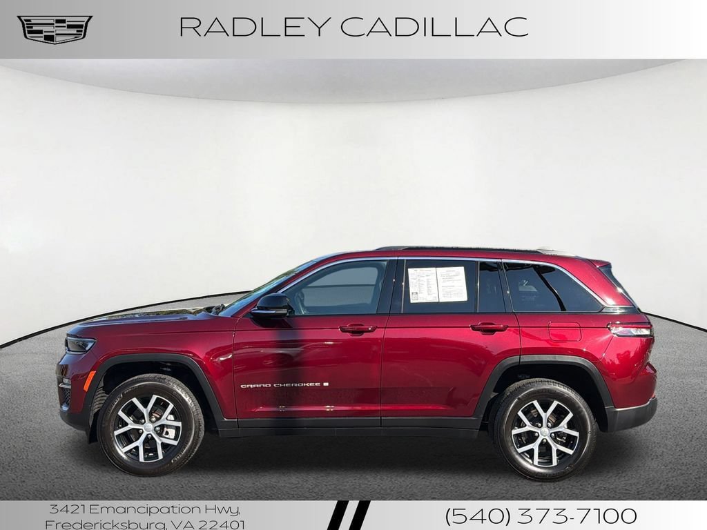 Used 2025 Jeep Grand Cherokee Limited AWD/4WD image 18