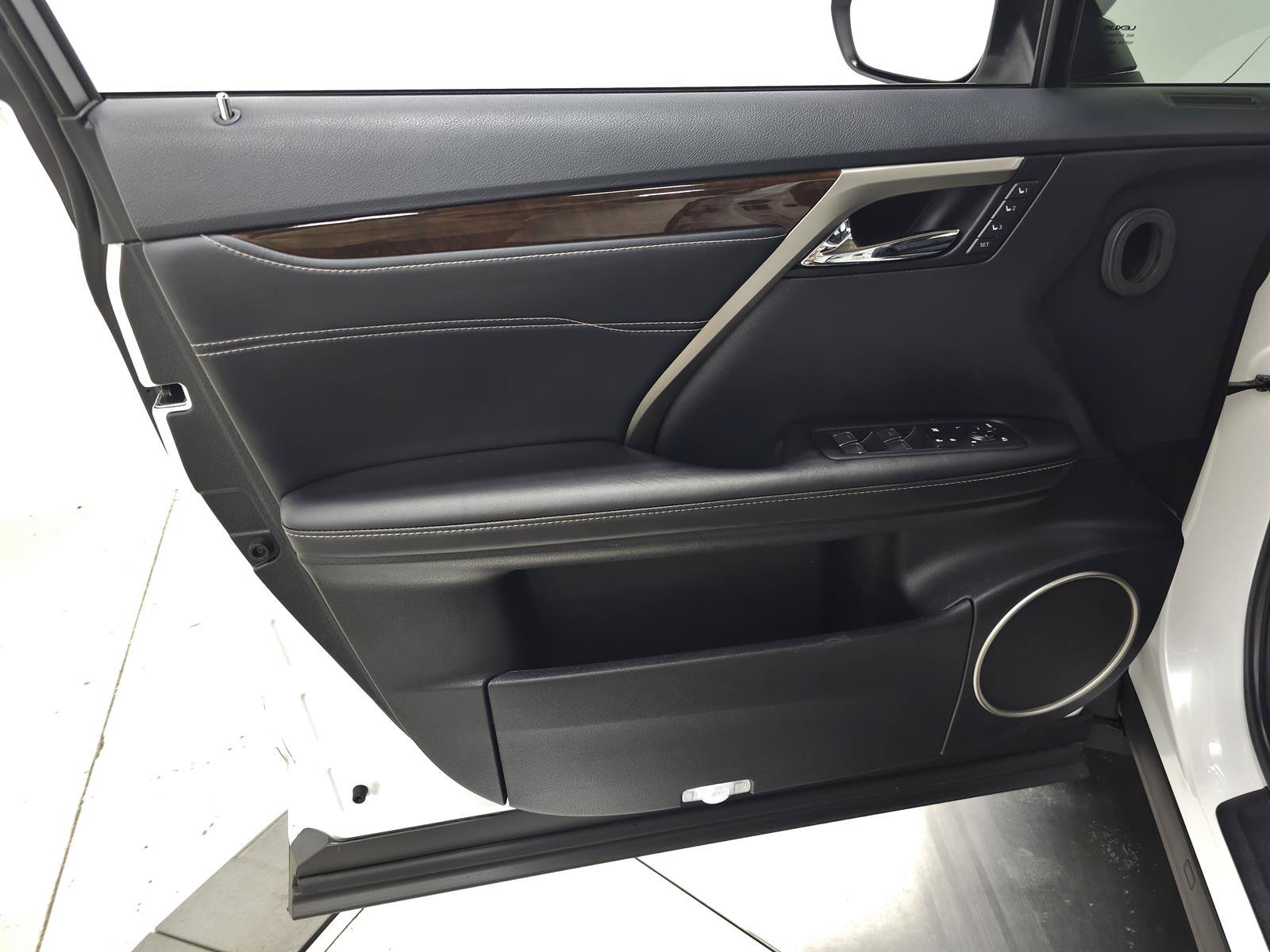 Used 2019 Lexus RX 350 AWD w/ Navigation Package image 14