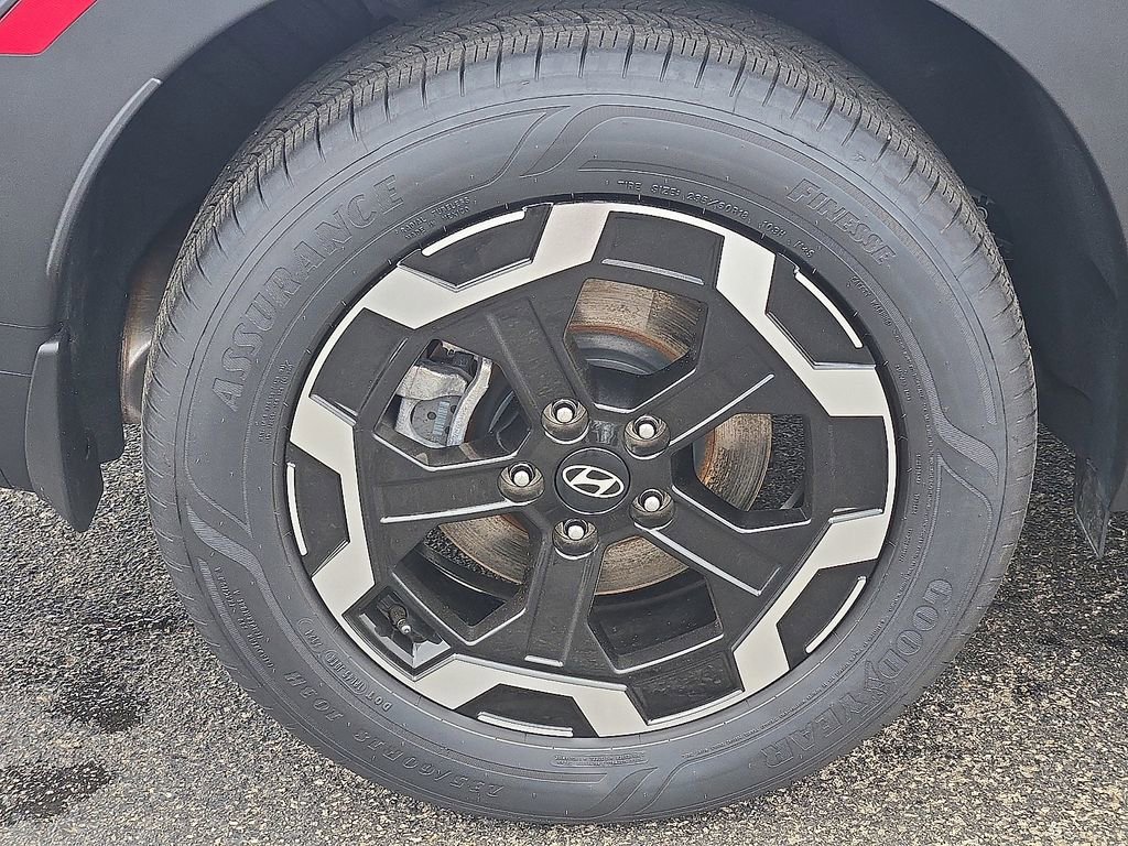 Used 2025 Hyundai Santa Fe SE image 7