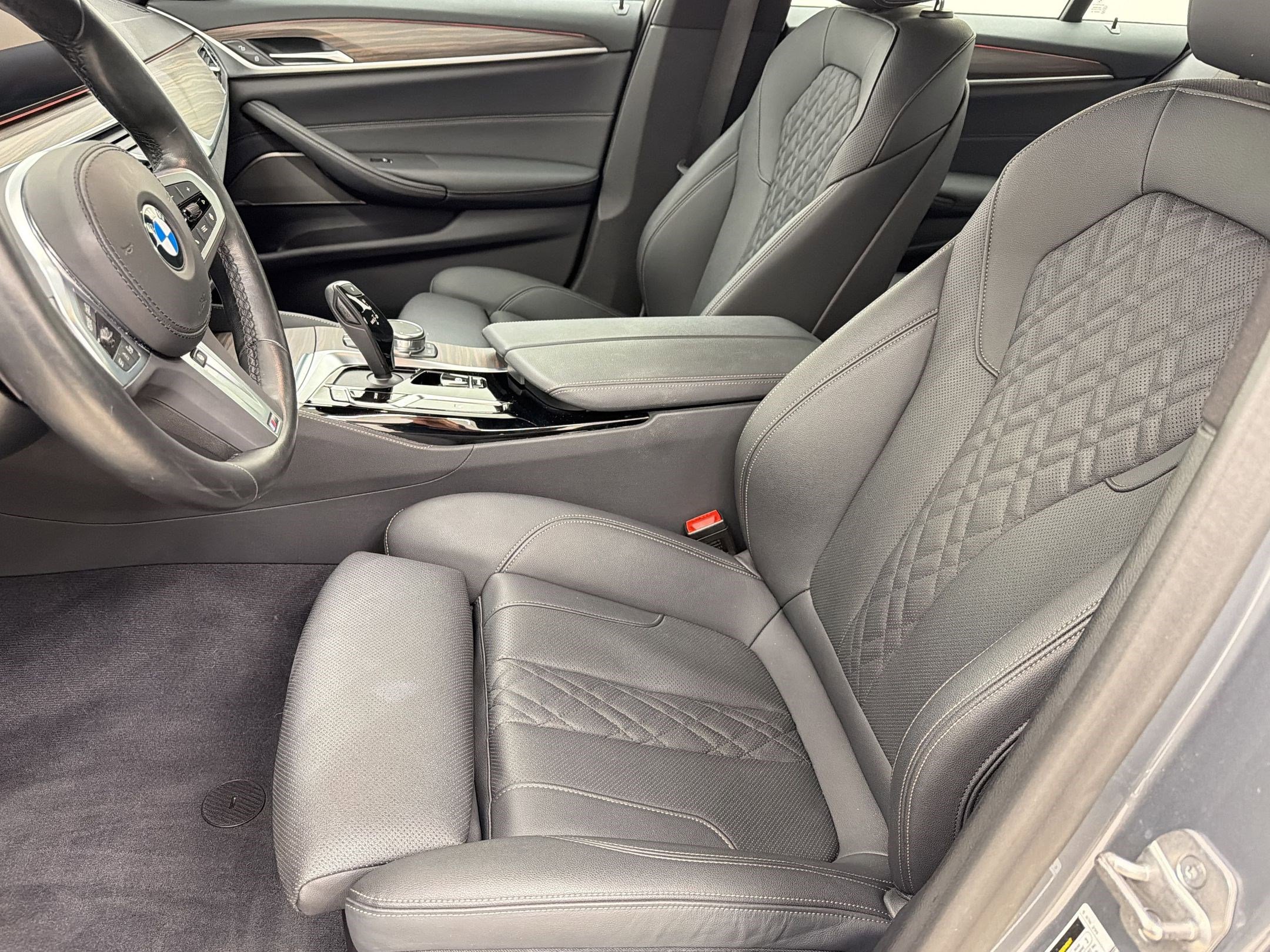 Certified 2023 BMW 530i w/ M Sport Package image 5