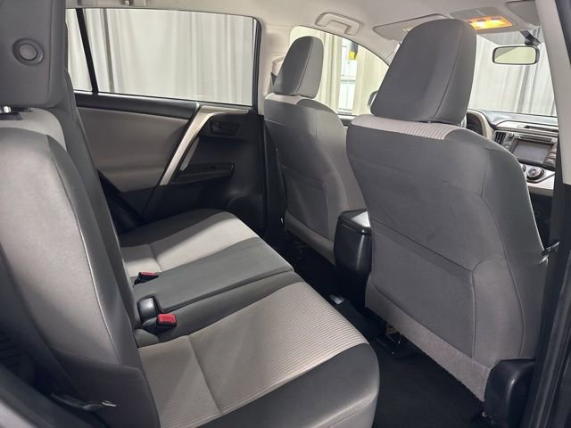 Used 2015 Toyota RAV4 LE FWD image 10