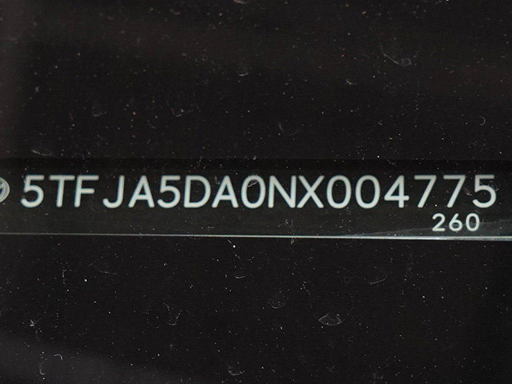 Used 2022 Toyota Tundra Limited AWD/4WD image 34