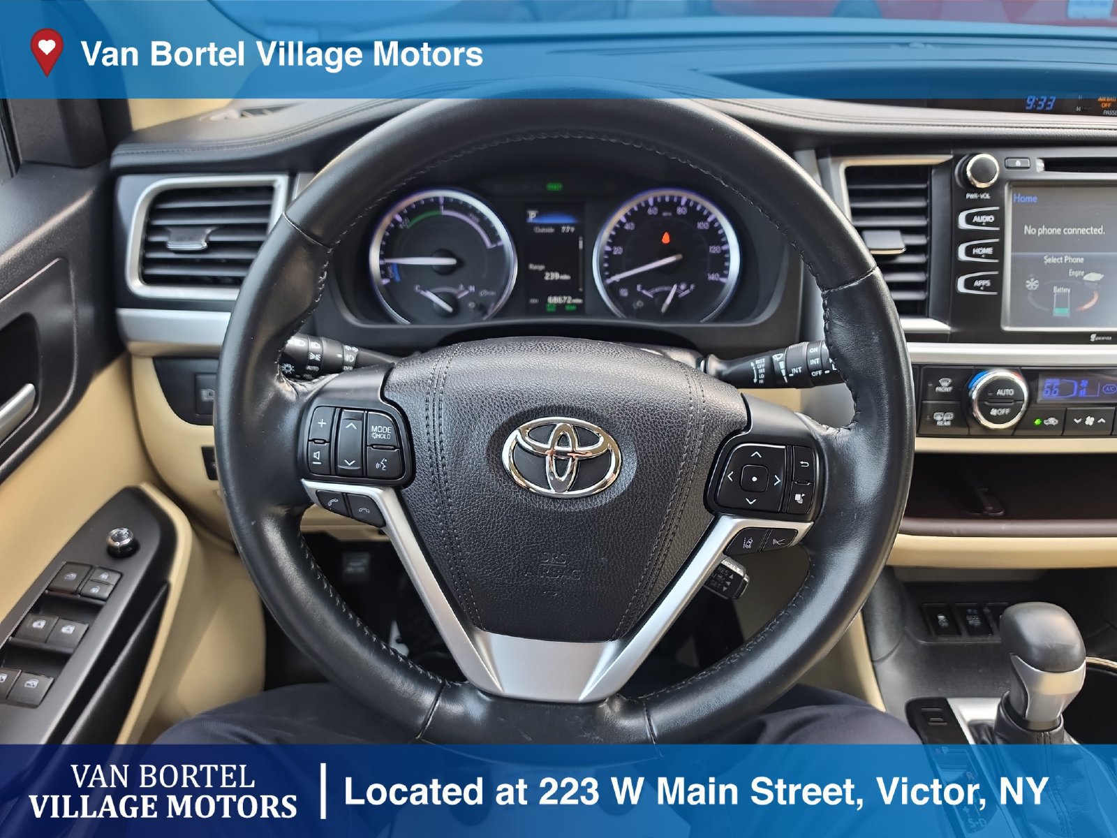 Used 2017 Toyota Highlander XLE AWD/4WD image 13