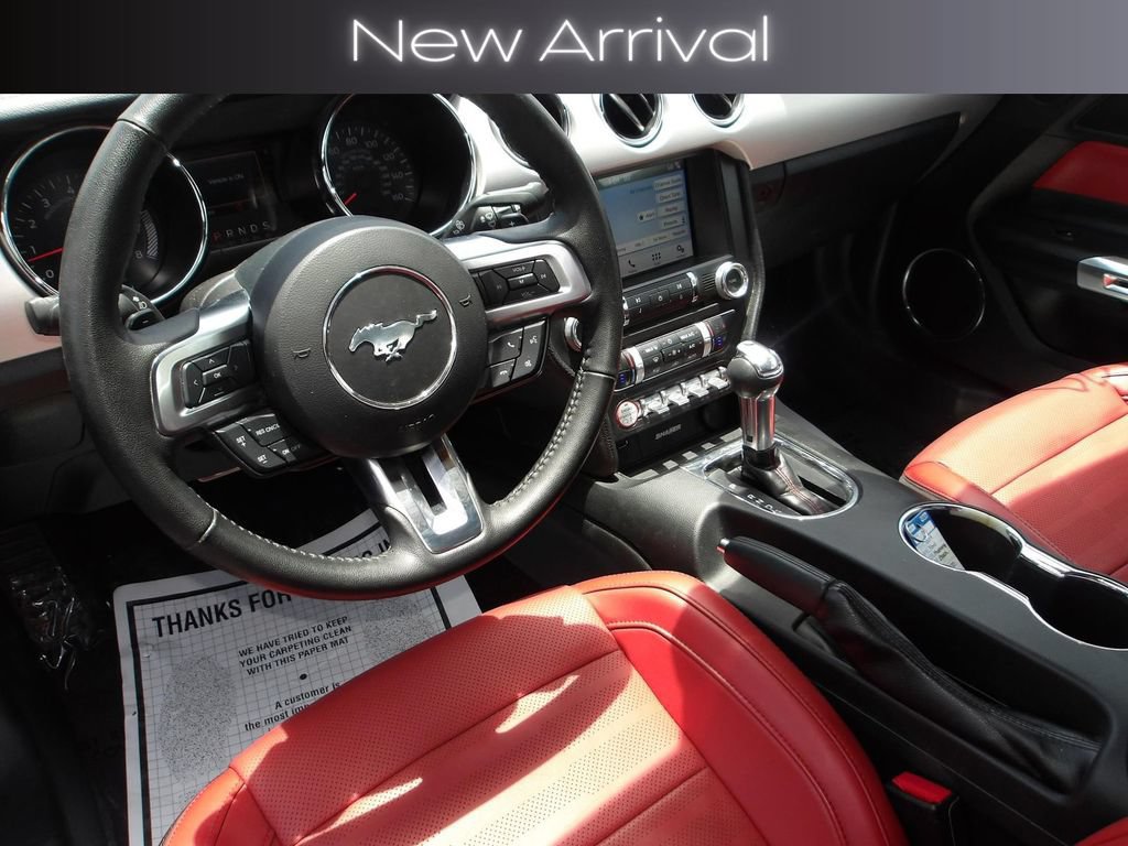 Used 2017 Ford Mustang GT Premium RWD image 3