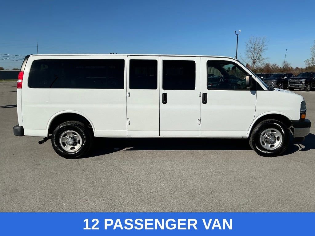 Used 2019 Chevrolet Express 3500 LT w/ LT Preferred Equipment Group image 2