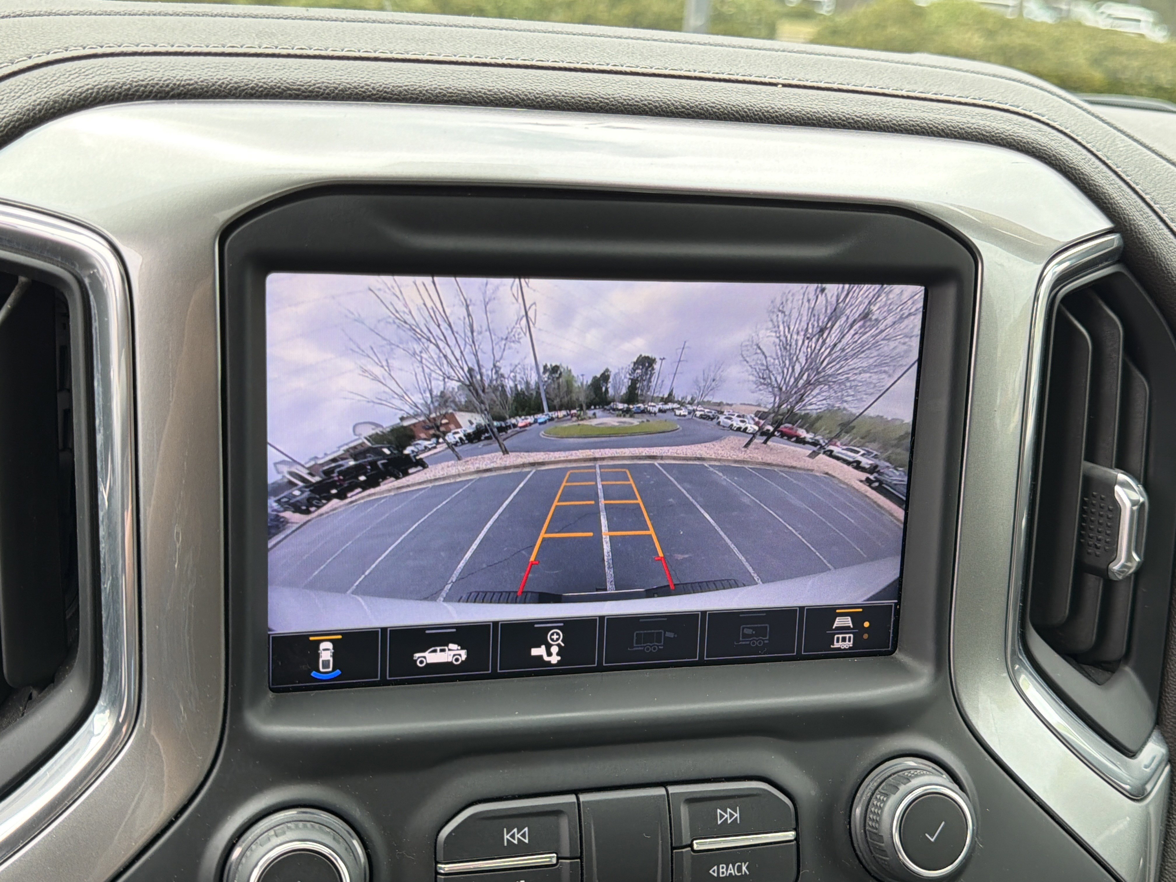 Used 2020 Chevrolet Silverado 2500 LT w/ All Star Edition image 28