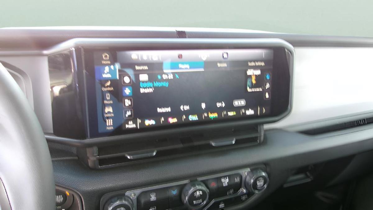 Used 2025 Jeep Wrangler Unlimited Sport S 4xe AWD/4WD image 11