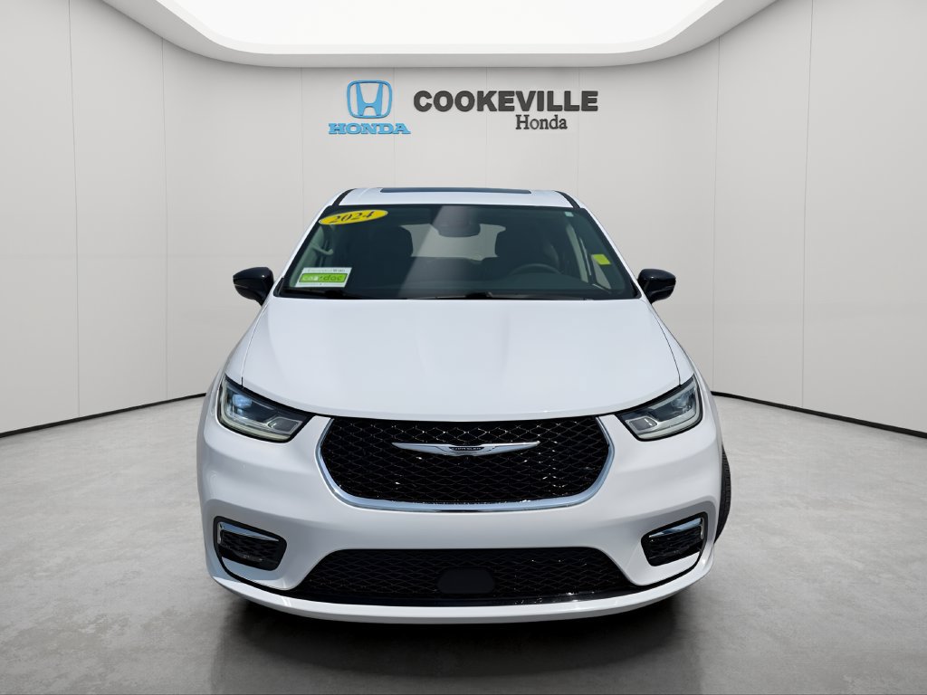 Used 2024 Chrysler Pacifica Limited FWD image 4