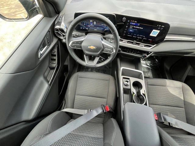 Used 2026 Chevrolet Equinox LT AWD/4WD image 30