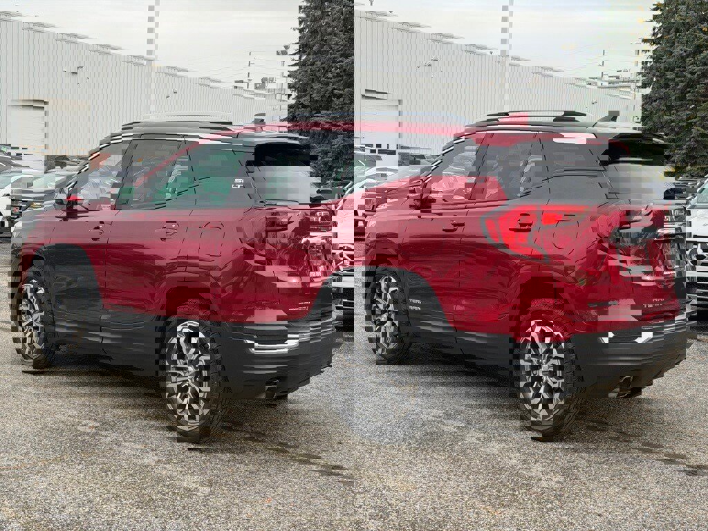 Used 2019 GMC Terrain SLT w/ Preferred Package image 5