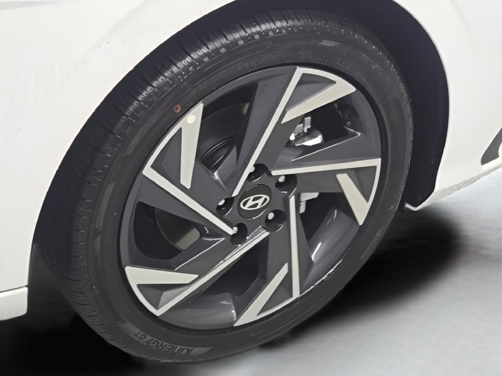 New 2026 Hyundai Elantra Limited FWD image 44