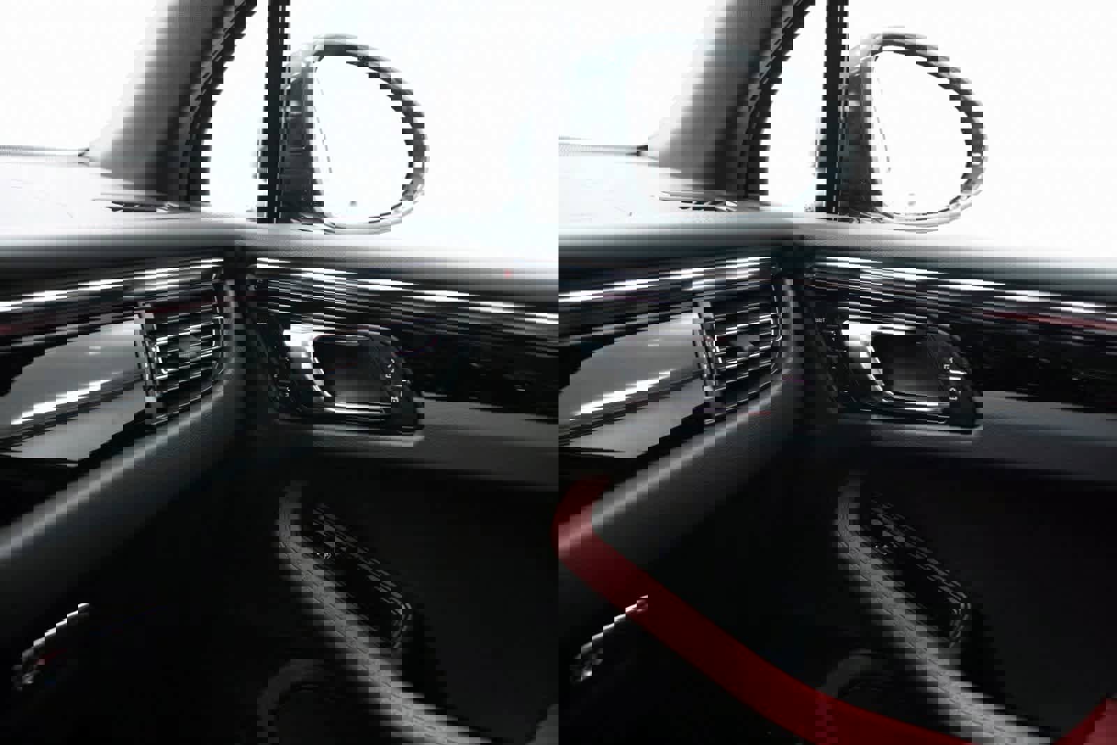 Certified 2025 Porsche Macan image 23