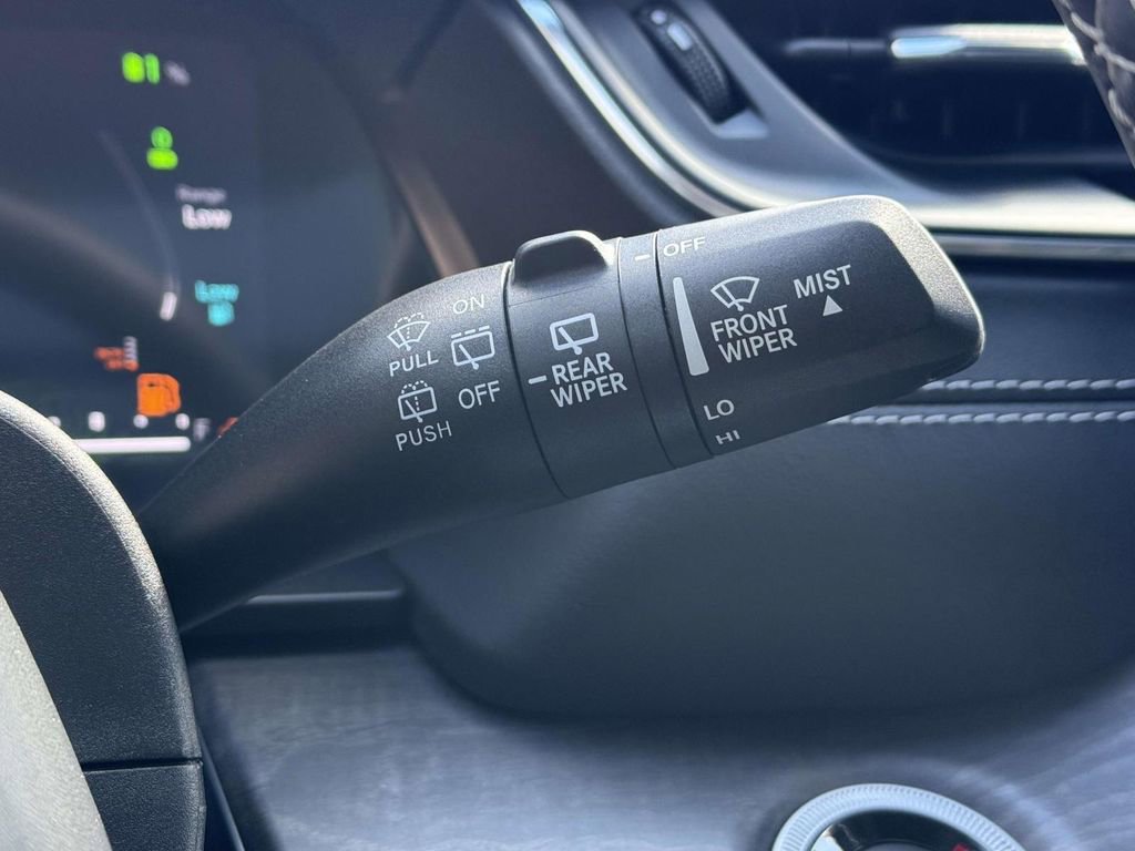 Used 2023 Jeep Grand Cherokee Overland w/ Luxury Tech Group IV image 24