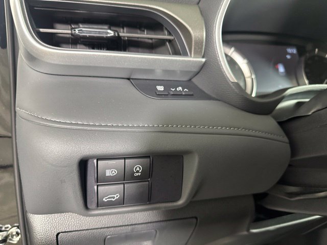 Used 2026 Toyota Highlander XLE AWD/4WD image 13