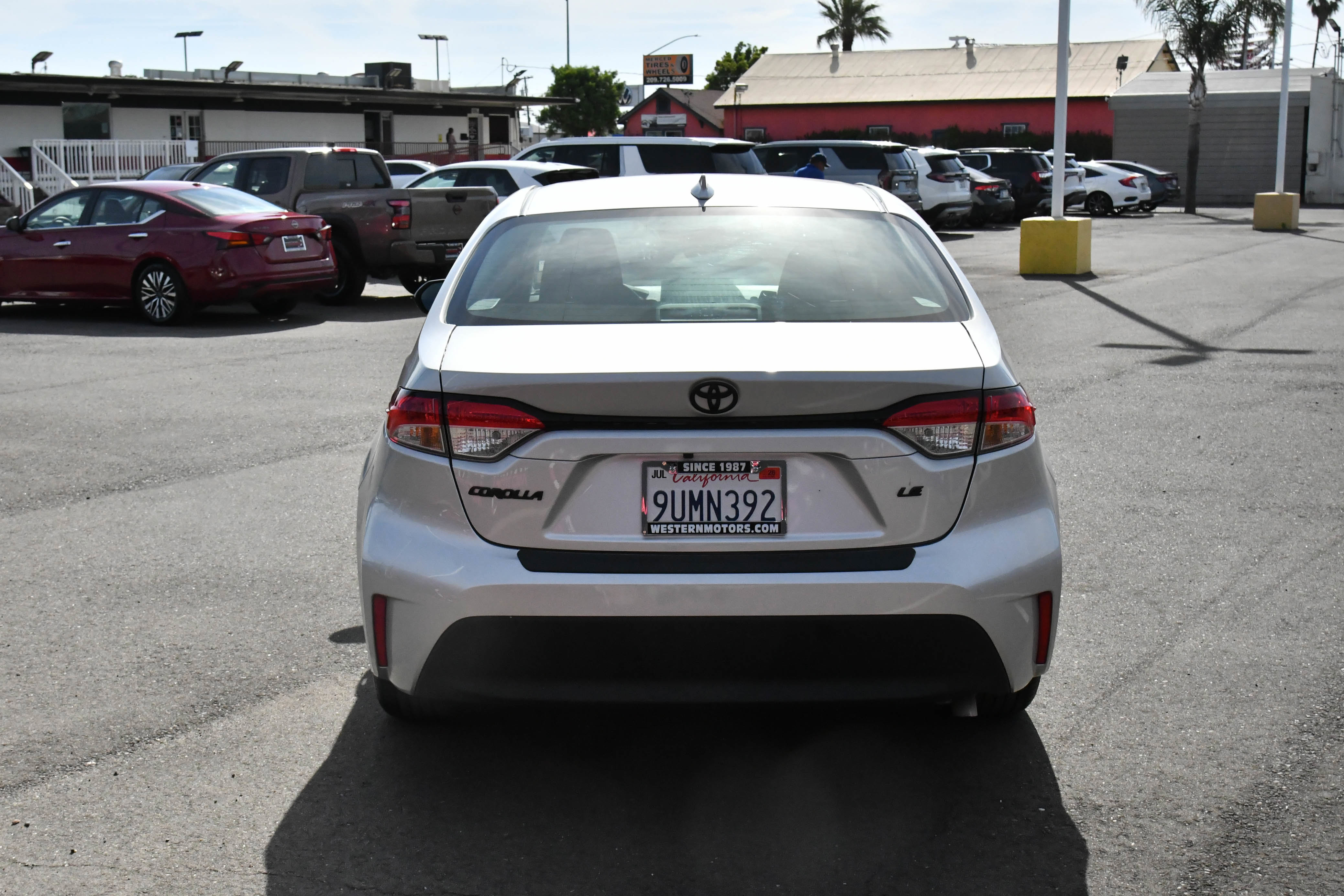Used 2025 Toyota Corolla LE FWD image 7