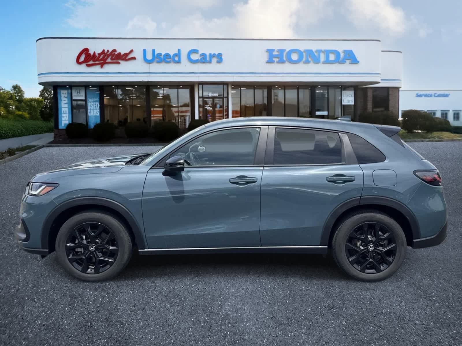 Used 2024 Honda HR-V Sport image 2