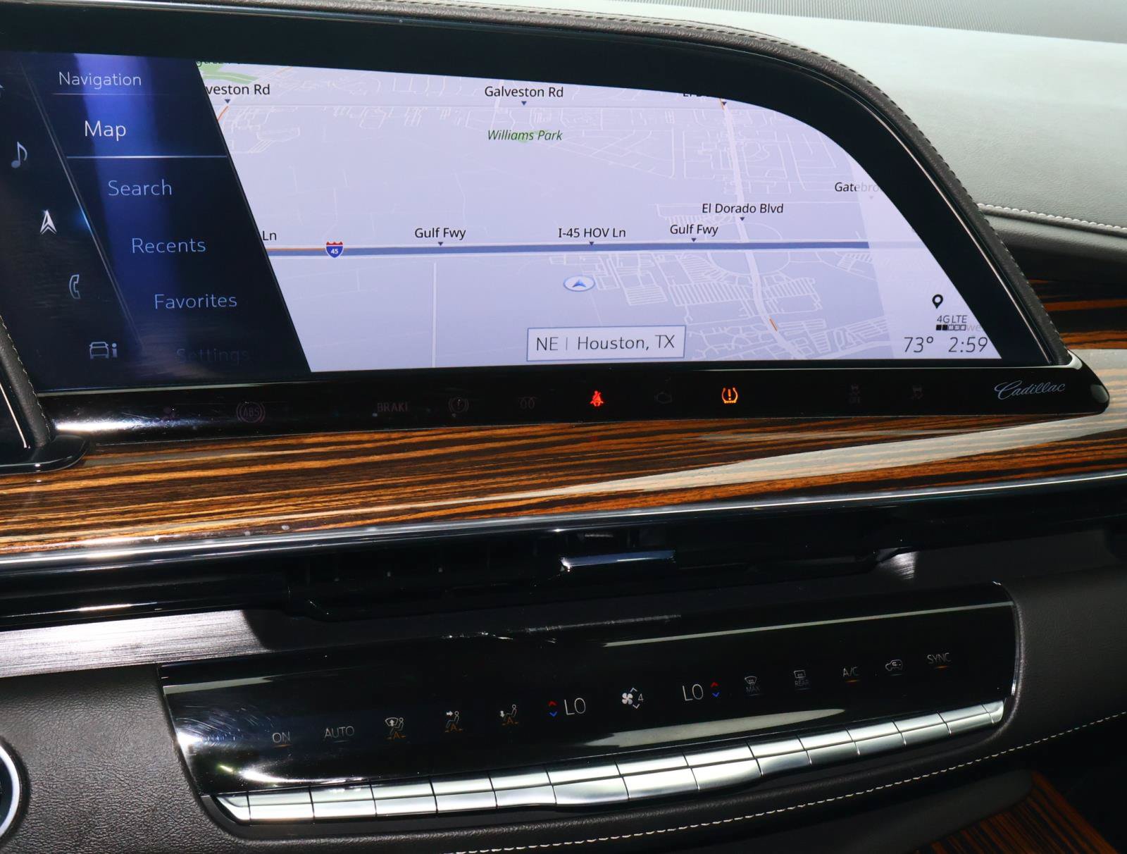 Used 2023 Cadillac Escalade Premium Luxury RWD image 27