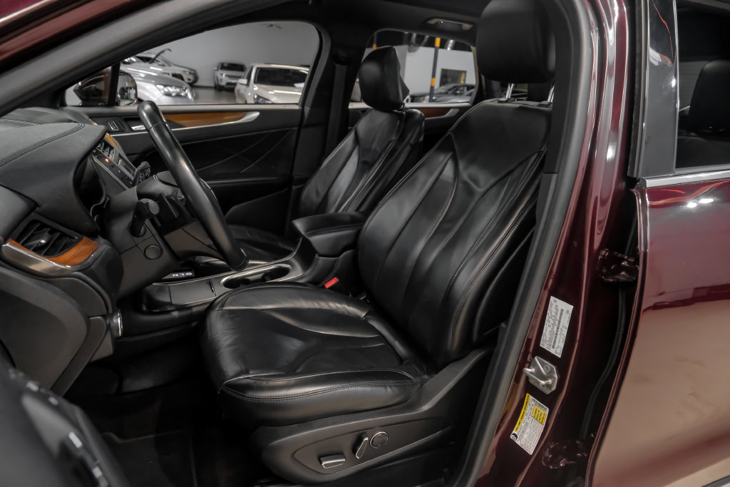Used 2019 Lincoln MKC Select w/ Select Plus Package FWD image 40