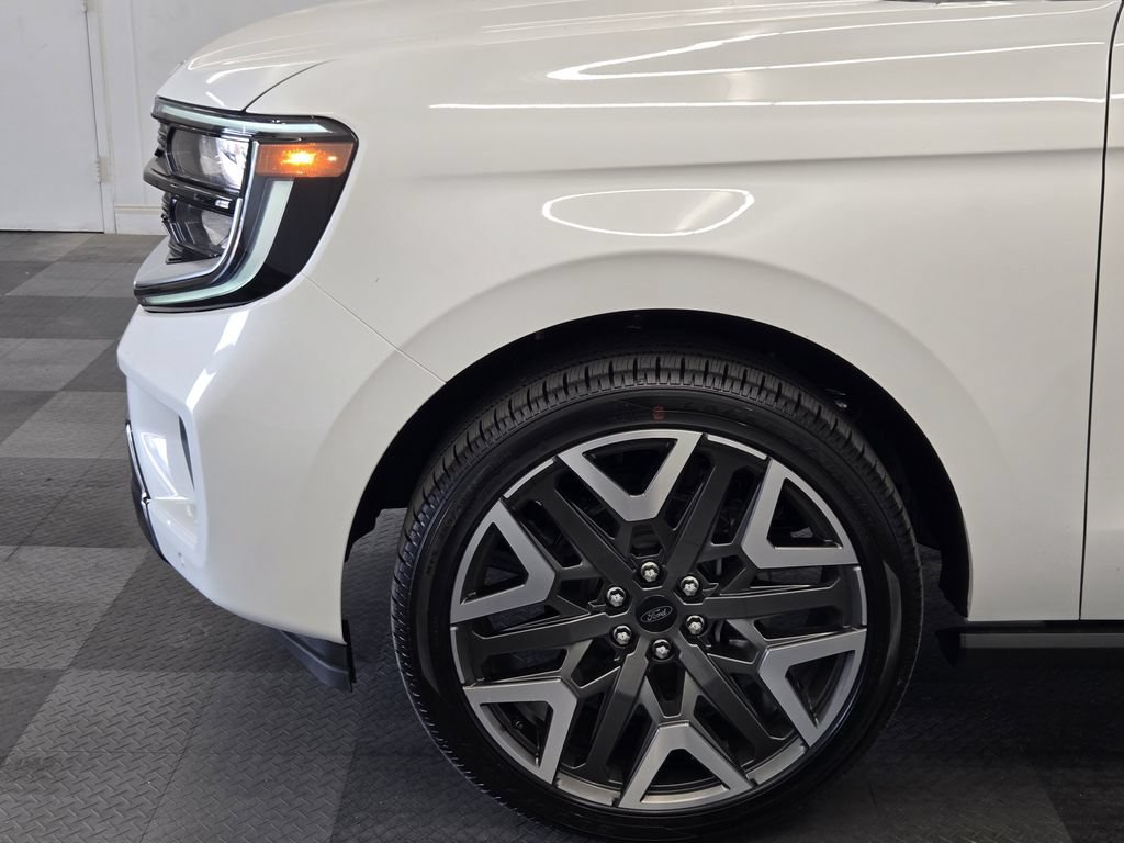 New 2027 Ford Expedition Max Platinum w/ Platinum Ultimate Package AWD/4WD image 9