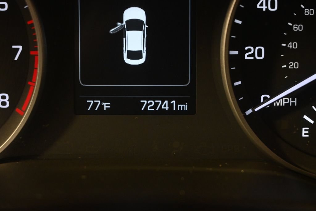 Used 2018 Hyundai Elantra SEL FWD image 26
