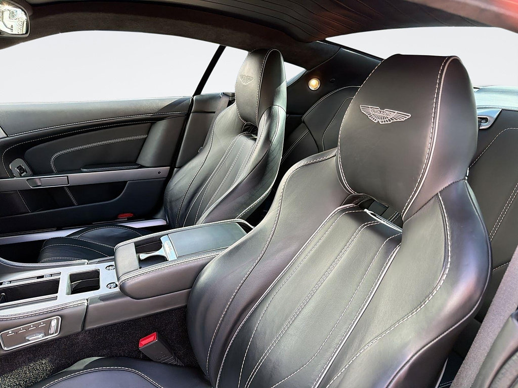Used 2015 Aston Martin DB9 Coupe RWD image 22