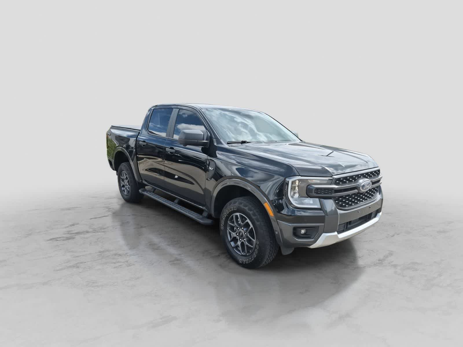 Used 2024 Ford Ranger XLT AWD/4WD image 2