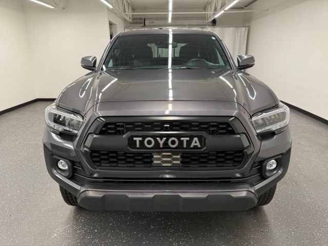 Certified 2023 Toyota Tacoma TRD Off-Road AWD/4WD image 7