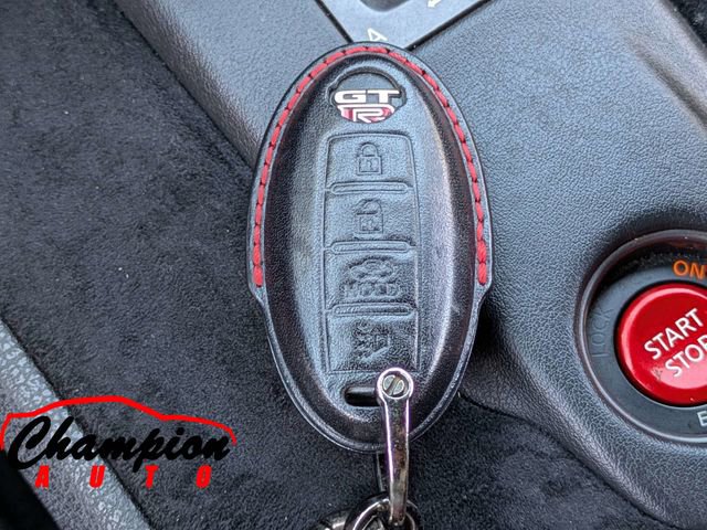 Used 2014 Nissan GT-R Premium AWD/4WD image 31