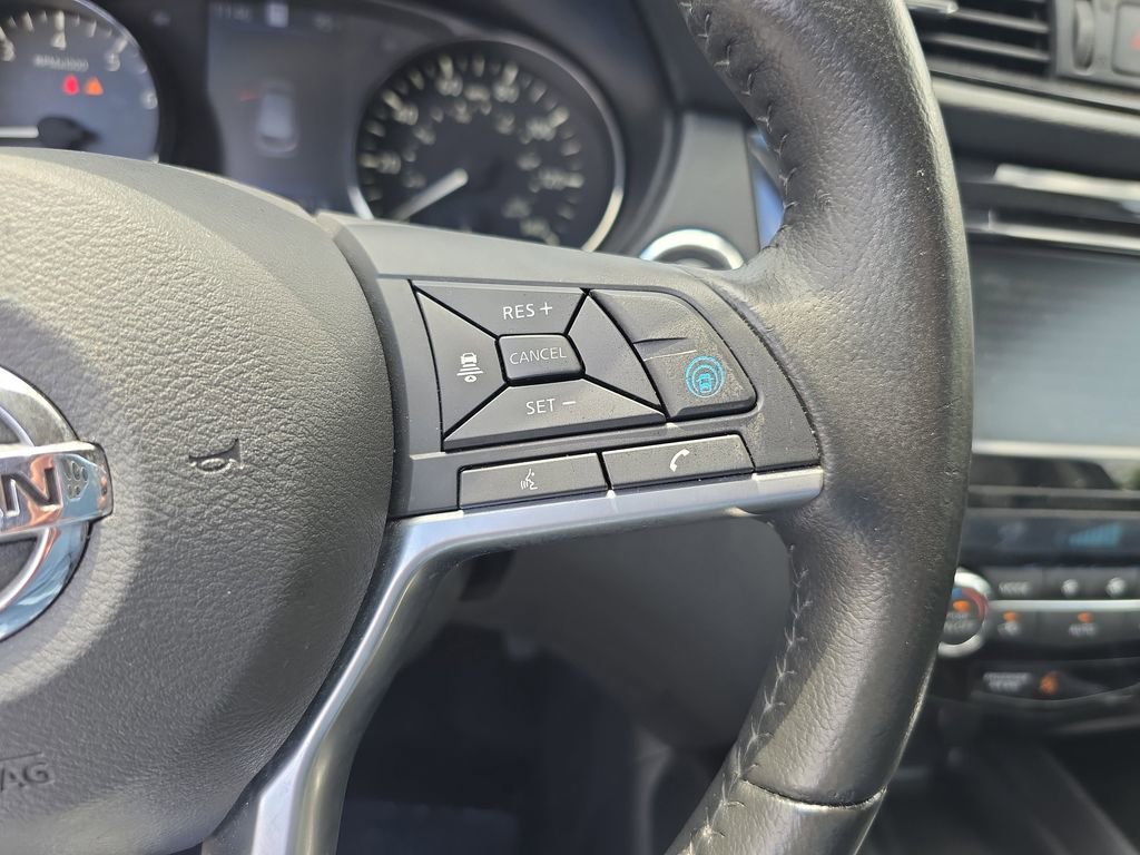 Used 2020 Nissan Rogue Sport SL FWD image 21