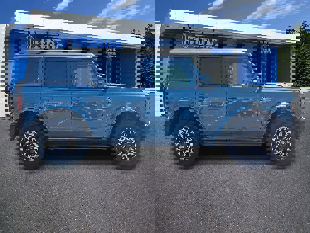 Used 2022 Ford Bronco Outer Banks image 25