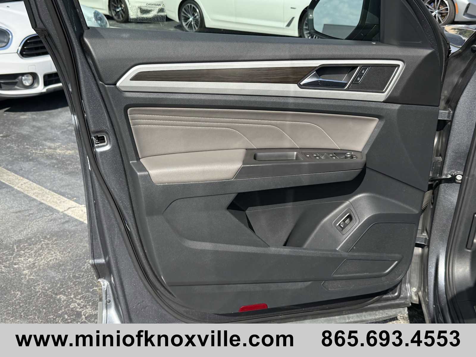 Used 2022 Volkswagen Atlas SE image 12