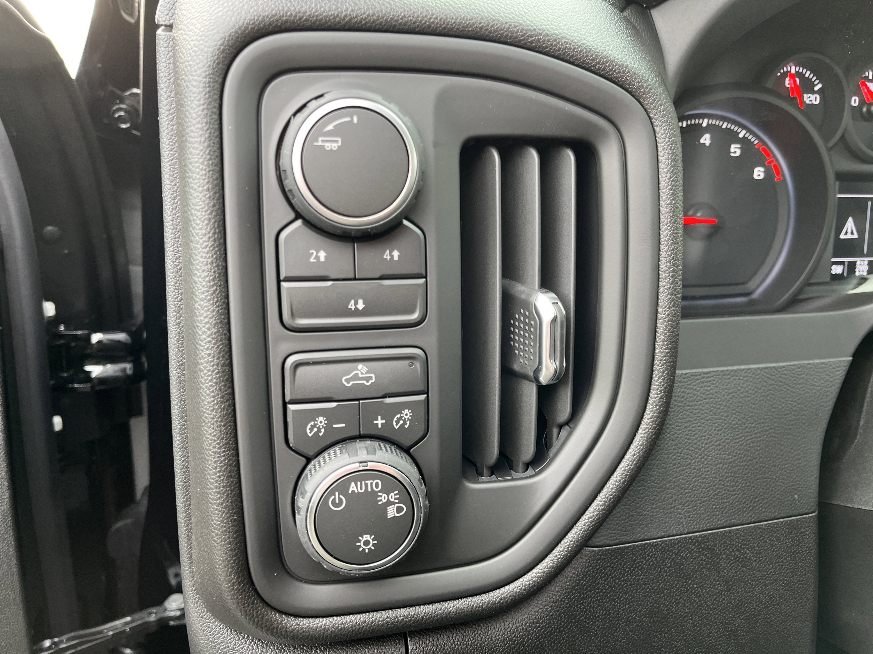 New 2026 Chevrolet Silverado 2500 Custom image 16