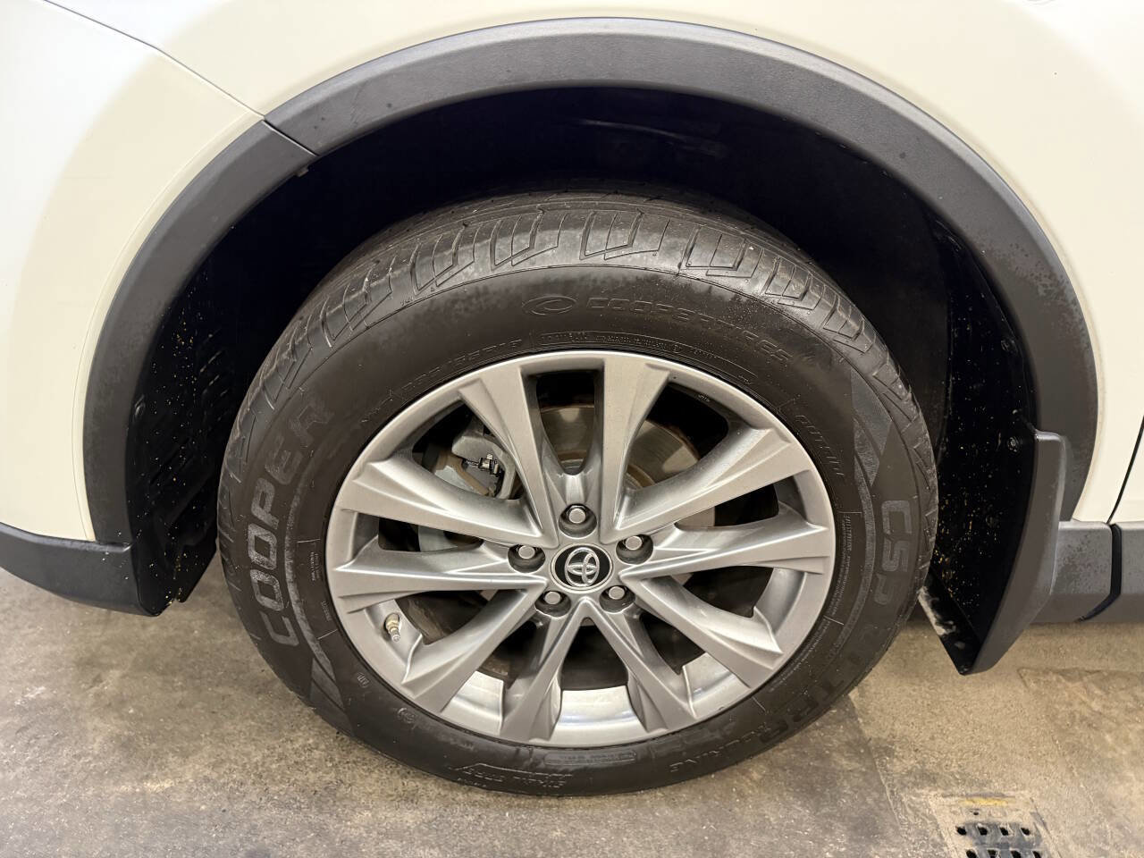 Used 2017 Toyota RAV4 Limited w/ Protection Package image 48