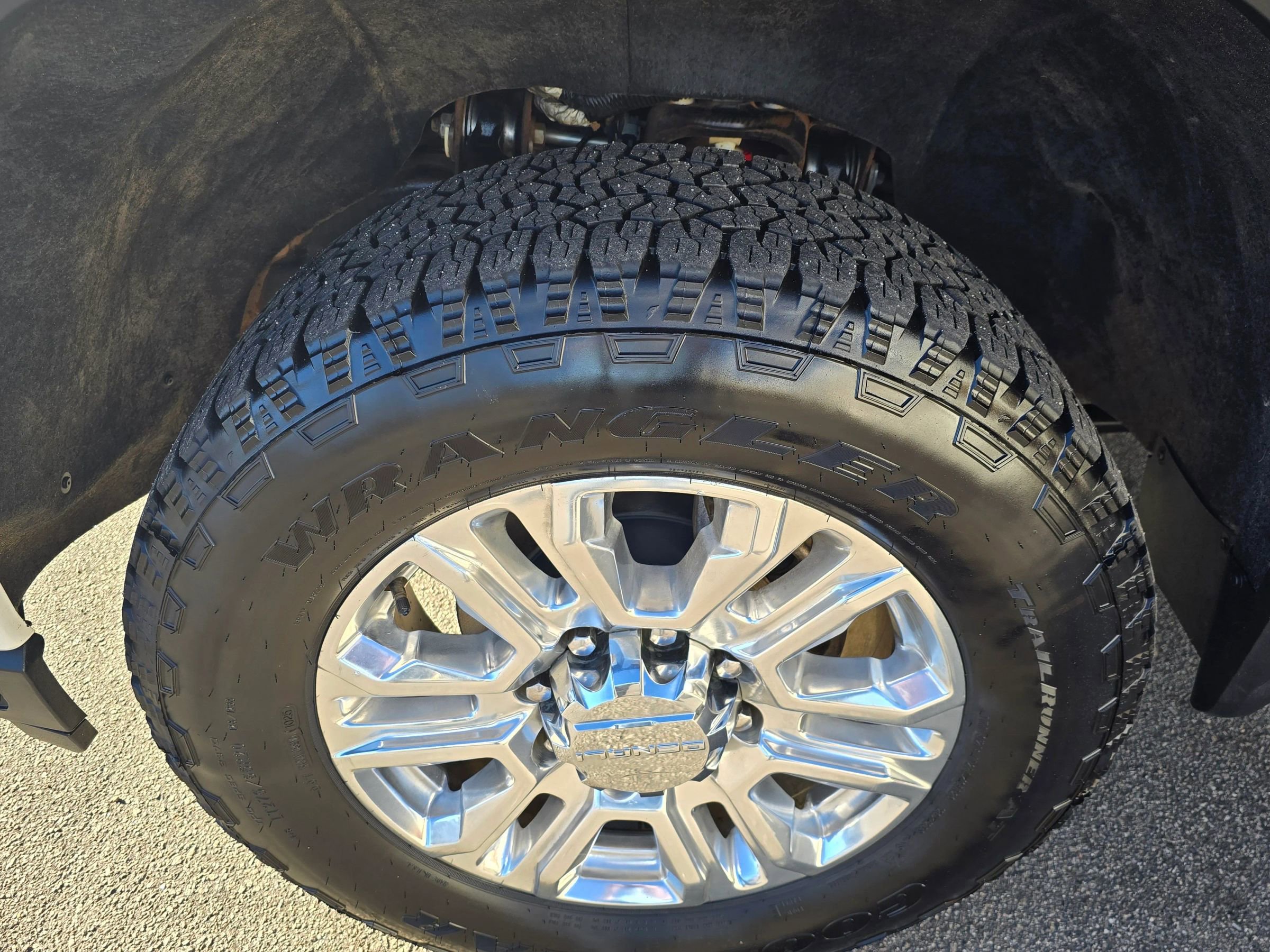 Used 2023 GMC Sierra 2500 Denali w/ Denali Ultimate Package image 34