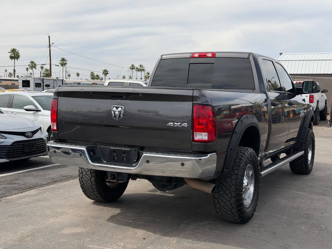 Used 2018 RAM 2500 Tradesman w/ Chrome Appearance Group image 9