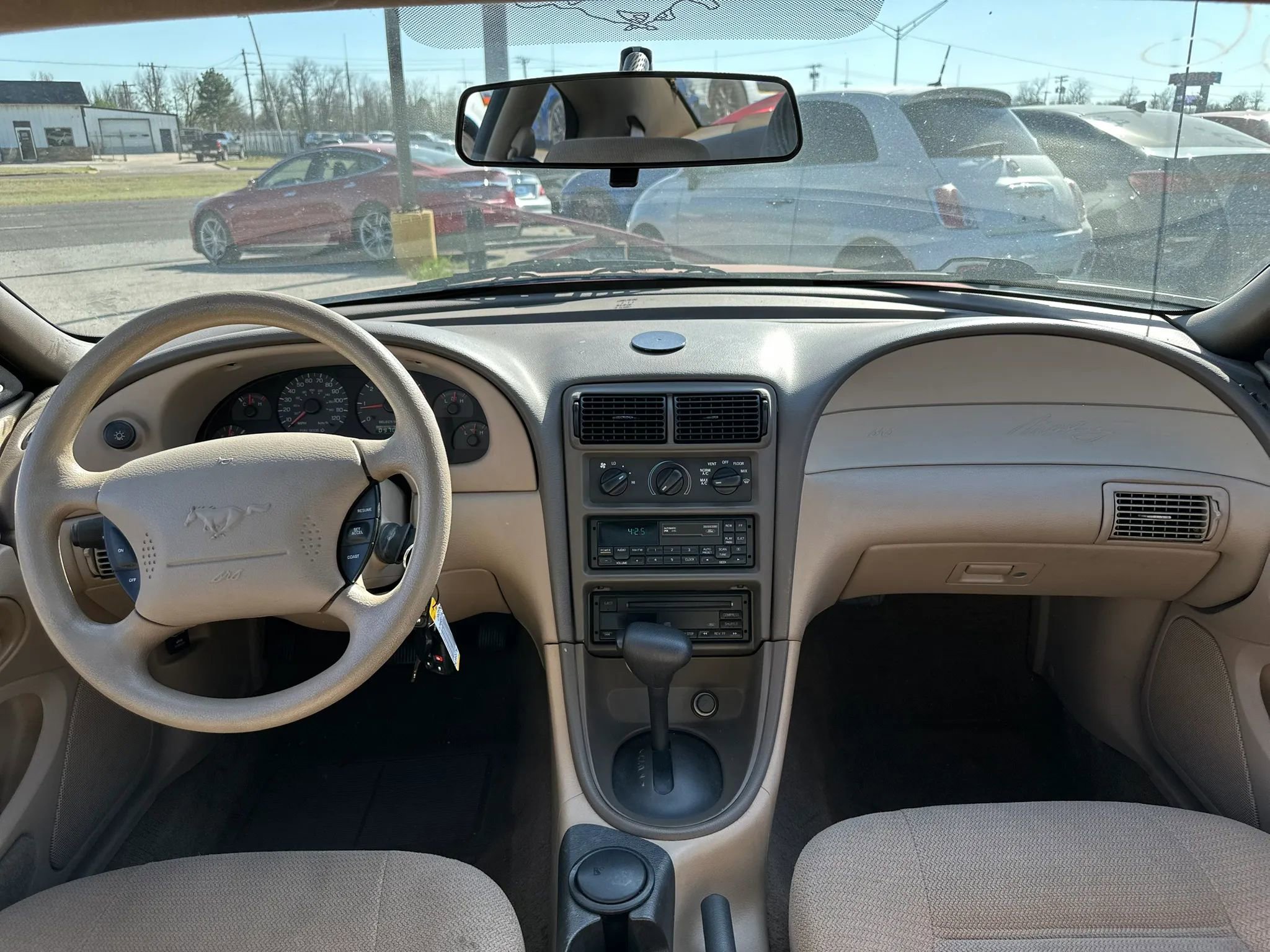 Used 1999 Ford Mustang Coupe image 12