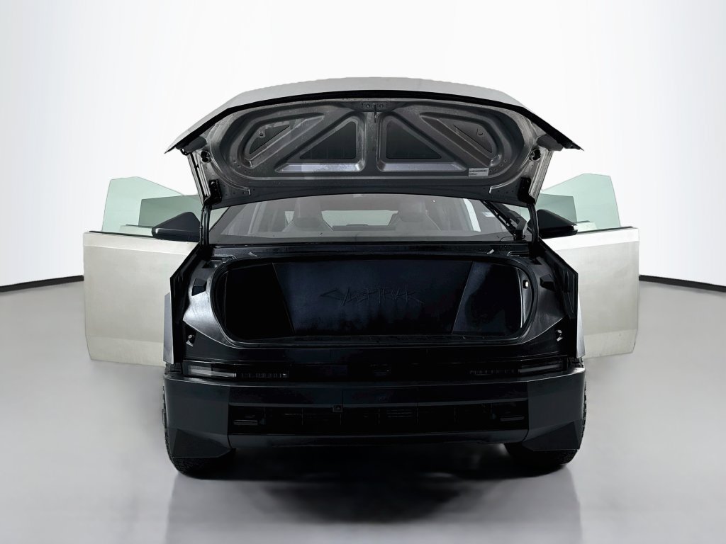 Used 2024 Tesla Cybertruck Cyberbeast AWD/4WD image 34